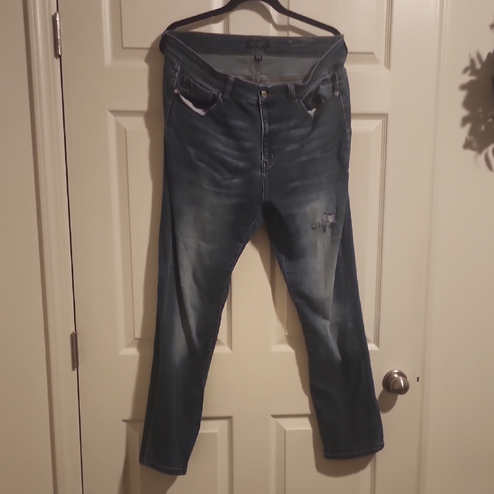 Judy Blue Light Blue Denim Jeans